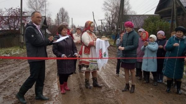 Мем: Такой народ не победить!, Максимка