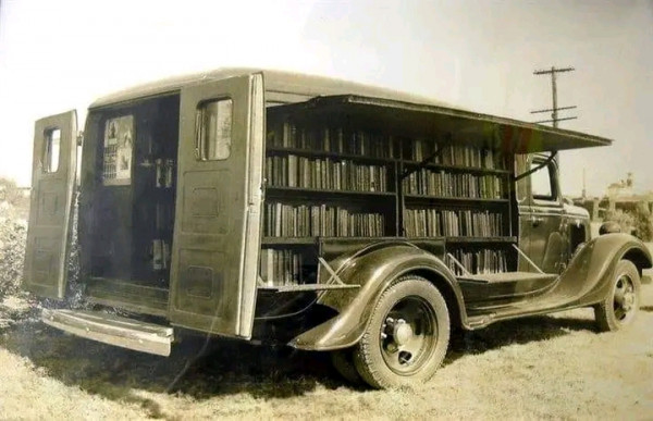 Мем: Передвижная библиотека - библиобус. 1925 год, Оби Ван Киноби