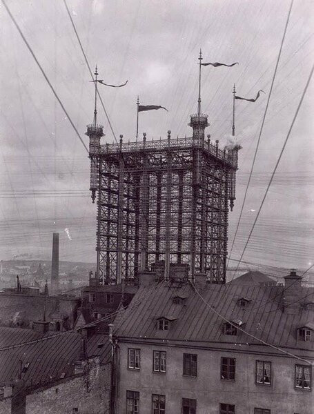 Мем: Телефонная вышка в Стокгольме. С 1897 по 1913 год (1890-е годы) башня соединяла около 5000 телефонных линий, Оби Ван Киноби