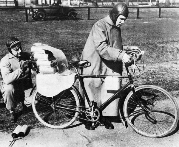 Мем: Велосипед с ракетным двигателем, Германия (1931 г.), Оби Ван Киноби