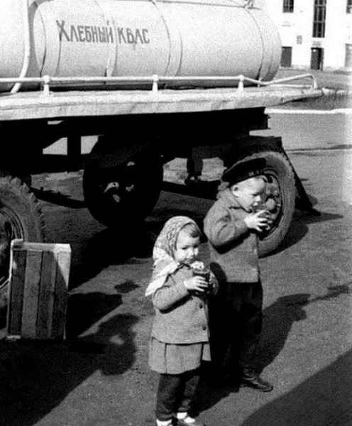 Мем: 1950 годы. Лучший в мире напиток - хлебный квас, Оби Ван Киноби