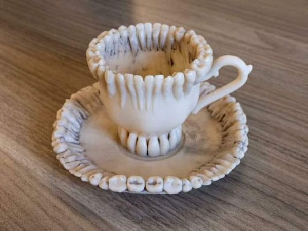 Мем: Кофейная чашечка в кабинете стоматолога, acorn2007