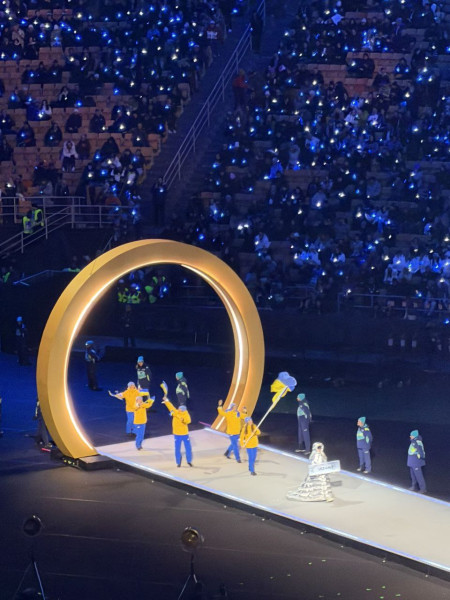 Мем: Только пятеро переплыли Тису