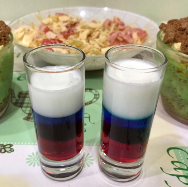 Мем: Напиток патриота, Алекс Гудков