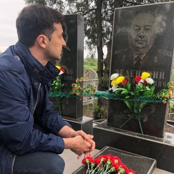 Мем: Пид@рас ты, внучек!, Юрий Небольсин