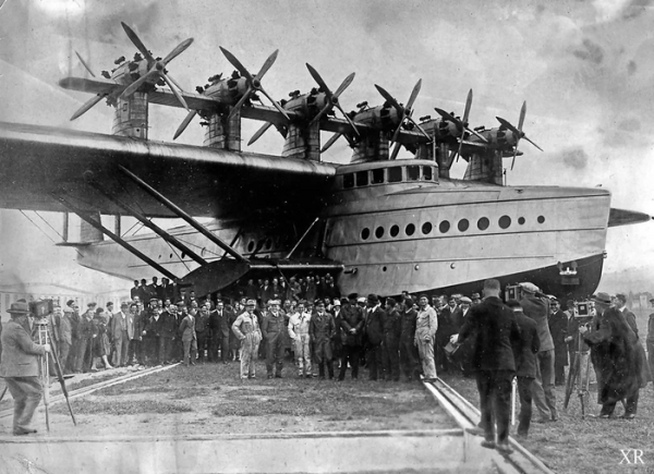Мем: Dornier Do X: летающий океанский лайнер с двенадцатью моторами, 1929 год, Леонид Хлыновский Мем: Dornier Do X: летающий океанский лайнер с двенадцатью моторами, 1929 год, Леонид Хлыновский